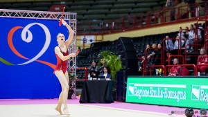 iris giovinazzo bianco cristina un clavette sfe02532a copia simone ferraro ph copia